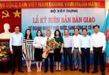 Lễ ký biên bản bàn giao từ doanh nghiệp nhà nước sang công ty cổ phần – Công ty mẹ Tổng công ty xây dựng Hà Nội